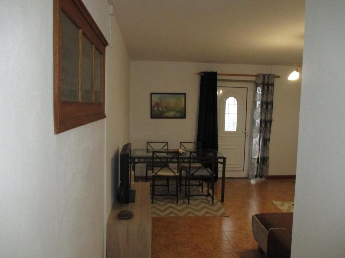 Vila Casa Valente Macedo de Cavaleiros Exteriér fotografie